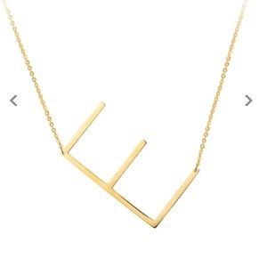 NWT Anthropologie E necklace